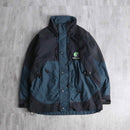 1990’s bi-color zip mountain jacket