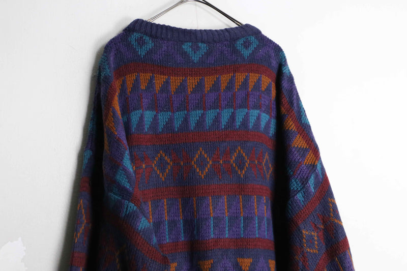 multi color geomatics pattern crew neck knit