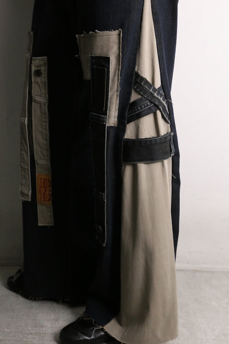 remake "再構築" beige×black docking wide flare denim