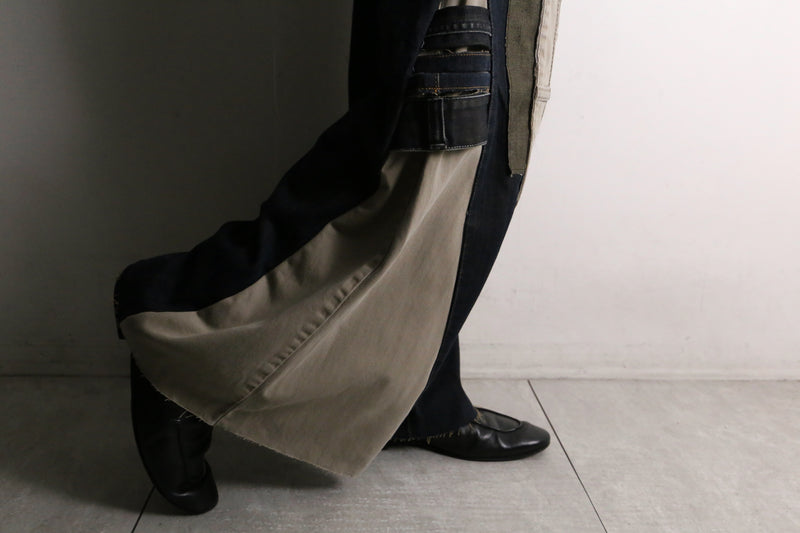 remake "再構築" beige×black docking wide flare denim