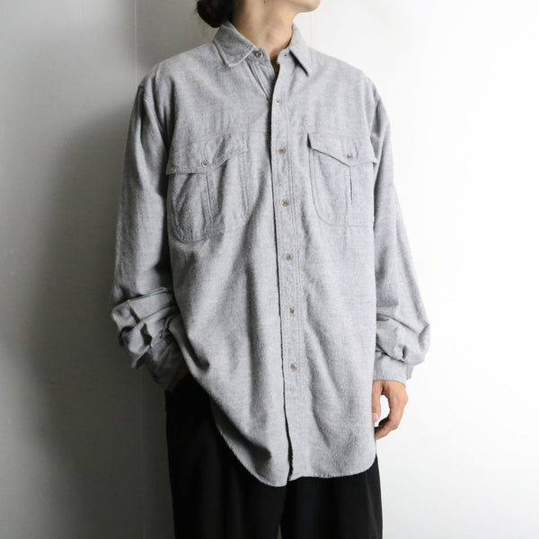 light gray double flap L/S cotton shirt