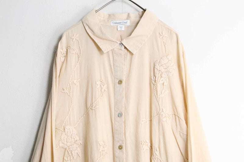 beige flower embroidery design L/S cotton shirt