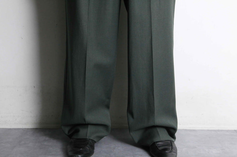 green color cavalry twill semi tapered slacks