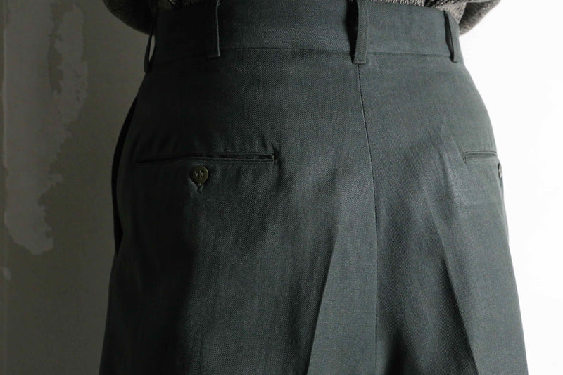 green color cavalry twill semi tapered slacks