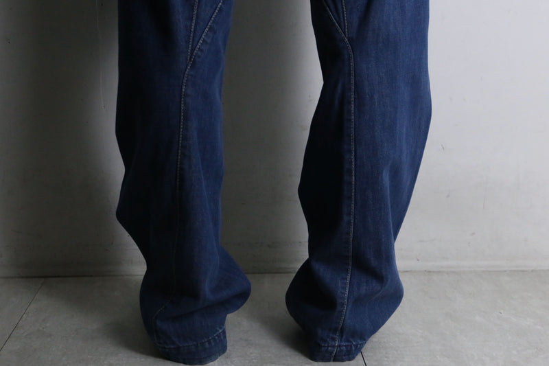 “Levi’s” Indigo engineered denim pants