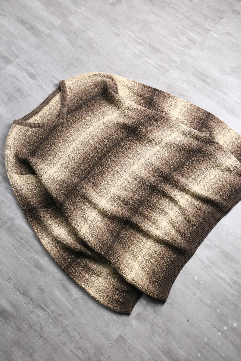 brown base horizontal stripe V-neck knit