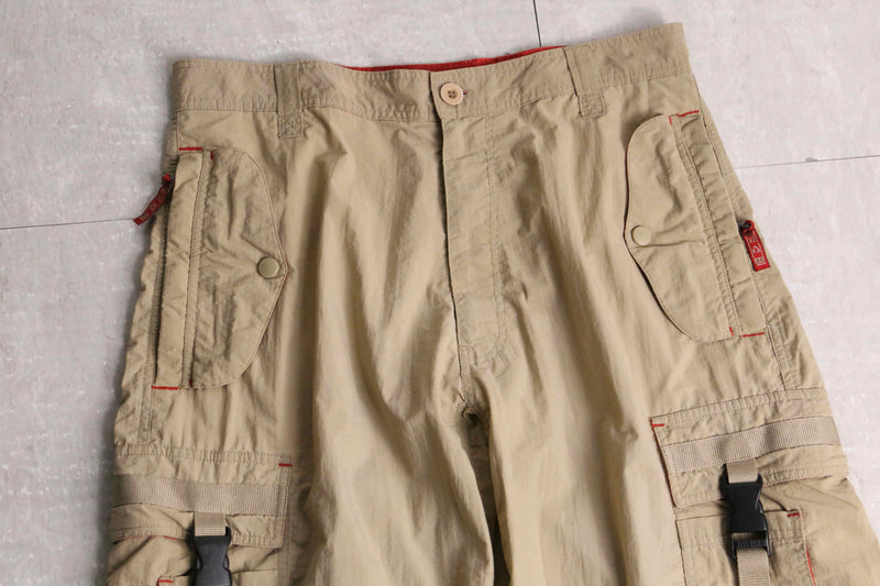 beige color cargo short pants