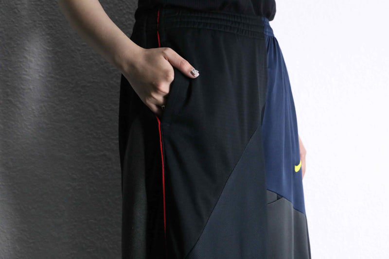 "Re:make" track docking wide easy pants