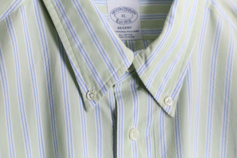 “BROOKS BROTHERS” pail tone stripe shirt