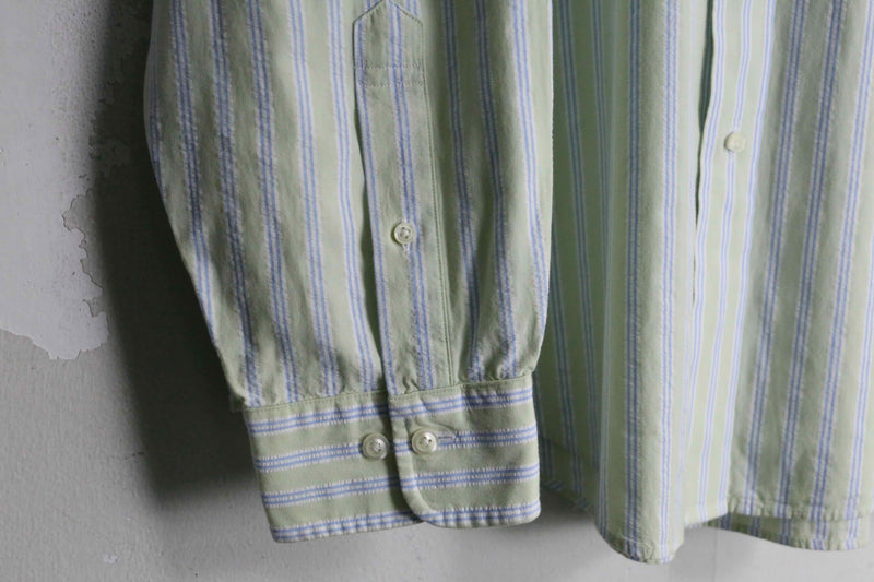 “BROOKS BROTHERS” pail tone stripe shirt
