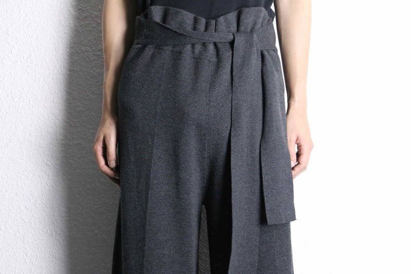 gray color knit easy wide pants