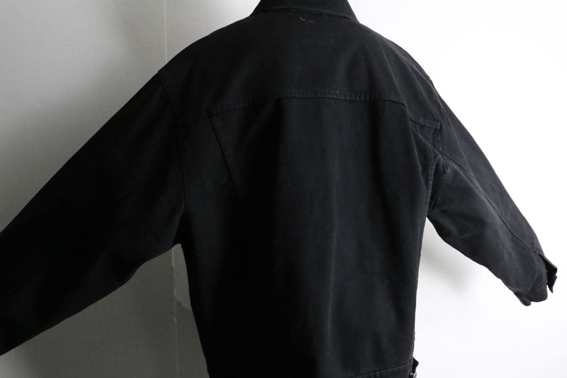 black loose tracker jacket