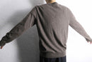 "BURBERRY" charcoal brown V-neck knit