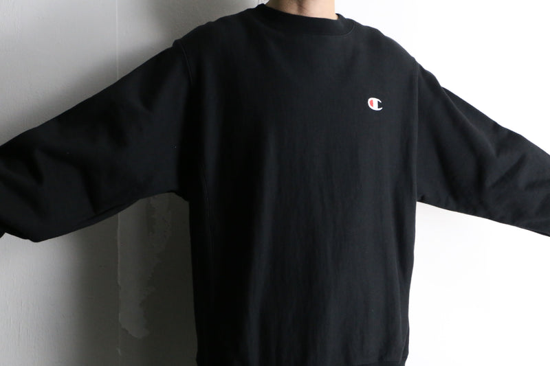 “champion” black reverse weave sweat