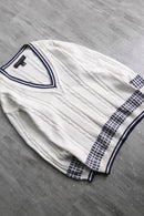 white color v neck cotton knit