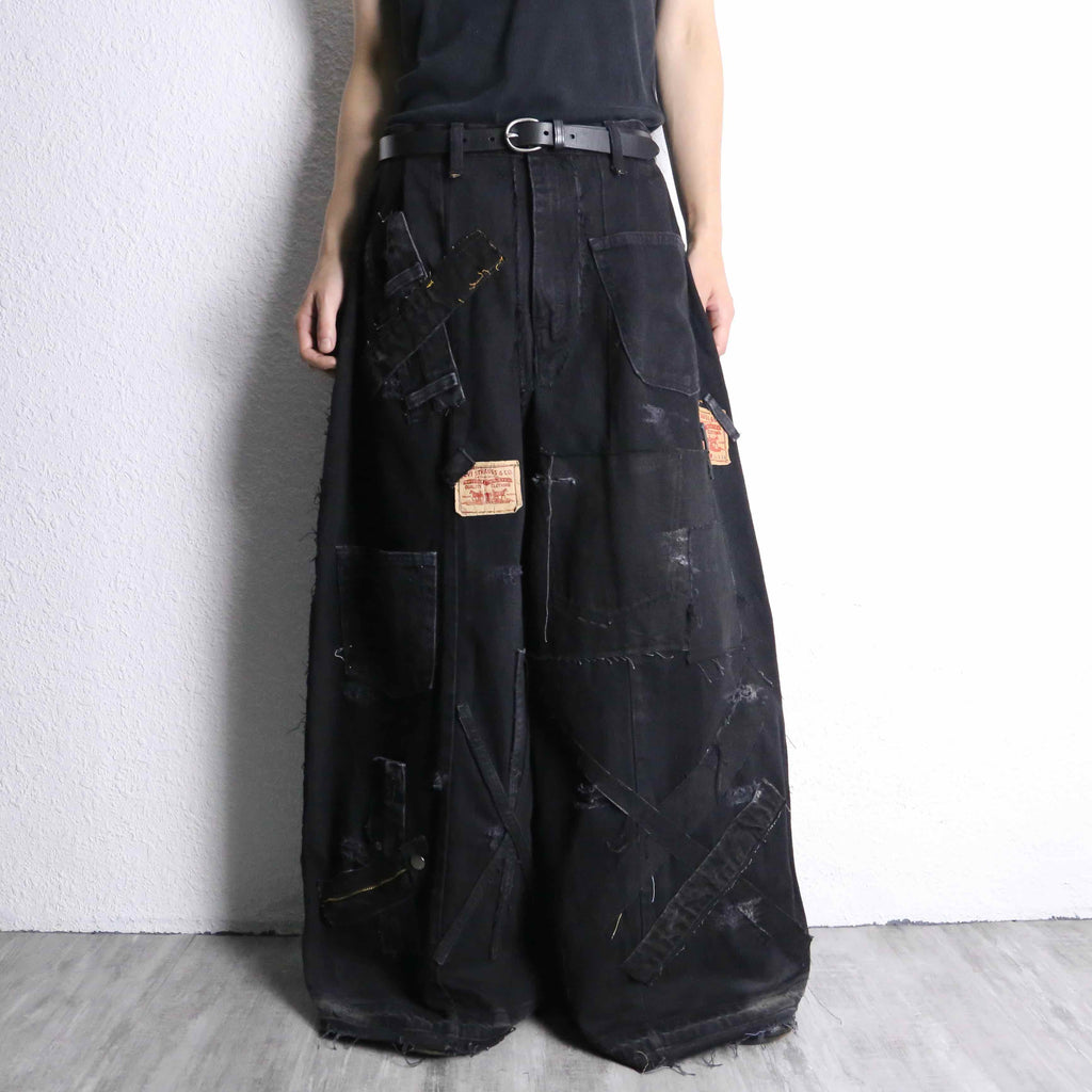 Remake” extra buggy black denim pants