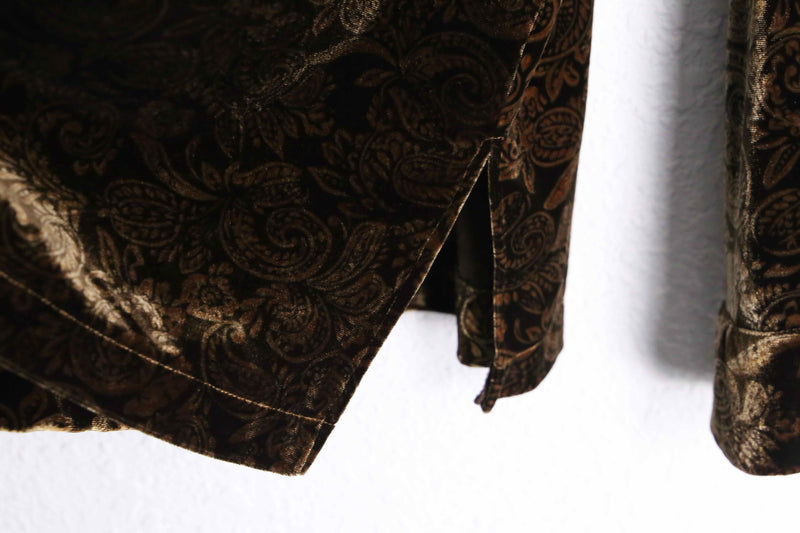 blond paisley pattern velour shirt