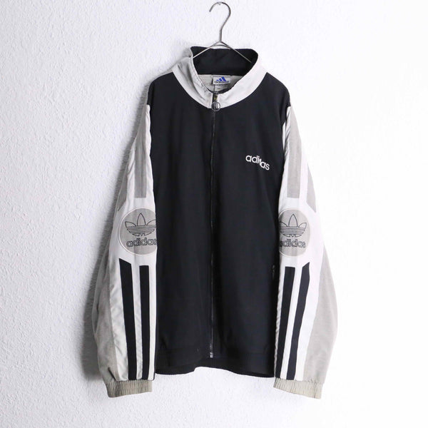 90’s “adidas” monotone loose nylon track jacket