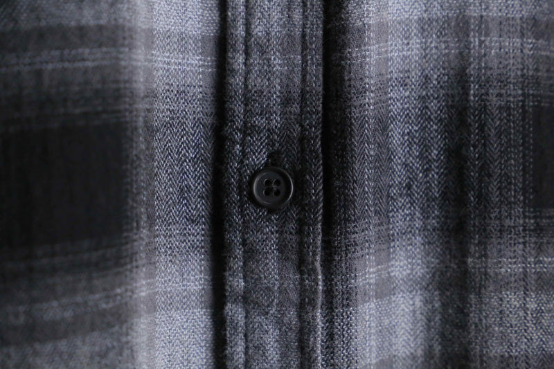 "Calvin Klein Jeans" gray × black check pattern shirt