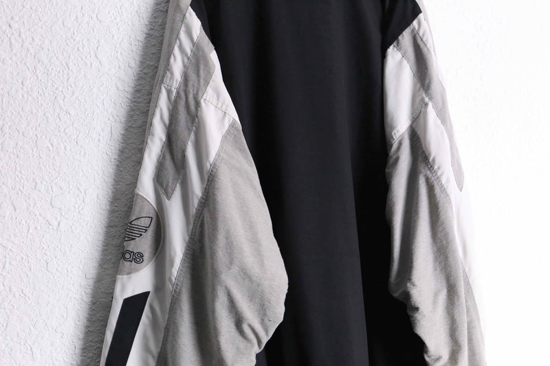 90’s “adidas” monotone loose nylon track jacket