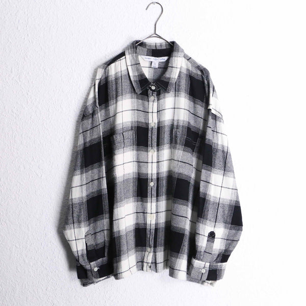 ”OLD NAVY” monotone check box shirts