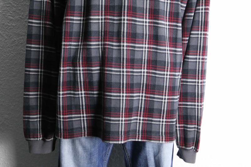 "Eddie Bauer" check henley neck cut and sew