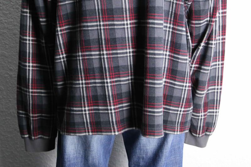 "Eddie Bauer" check henley neck cut and sew