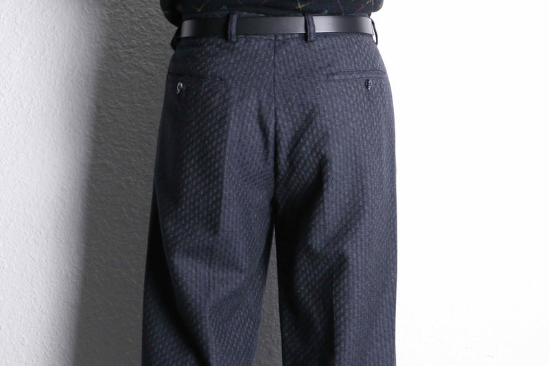 2-tone woven pattern wool wide tapered trousers