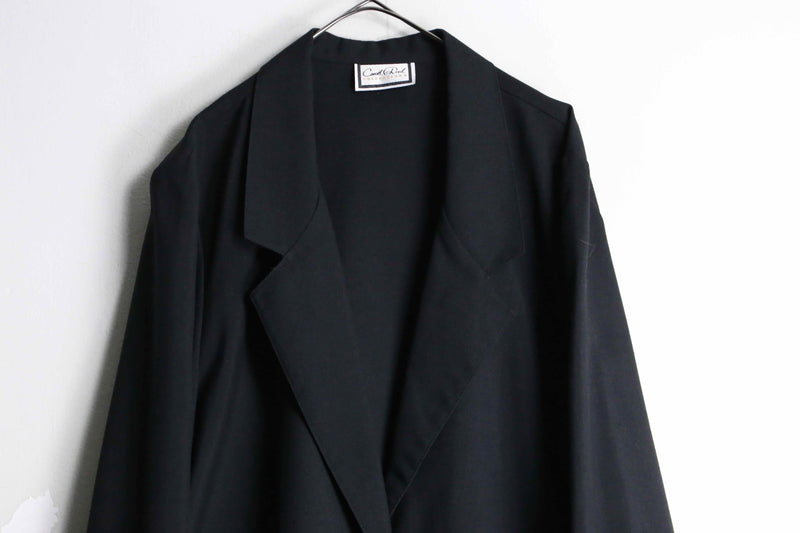 black color simple easy tailored