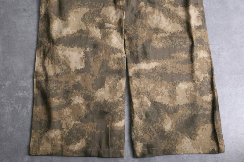 military like camouflage wide buggy cargo pants