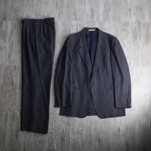 late 1970-80s Yves Saint Laurent 2B single 2piece suit set up