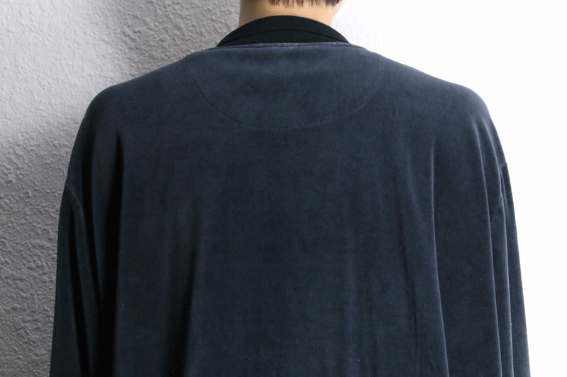 ”KING SIZE” white line over zip up velours shirts