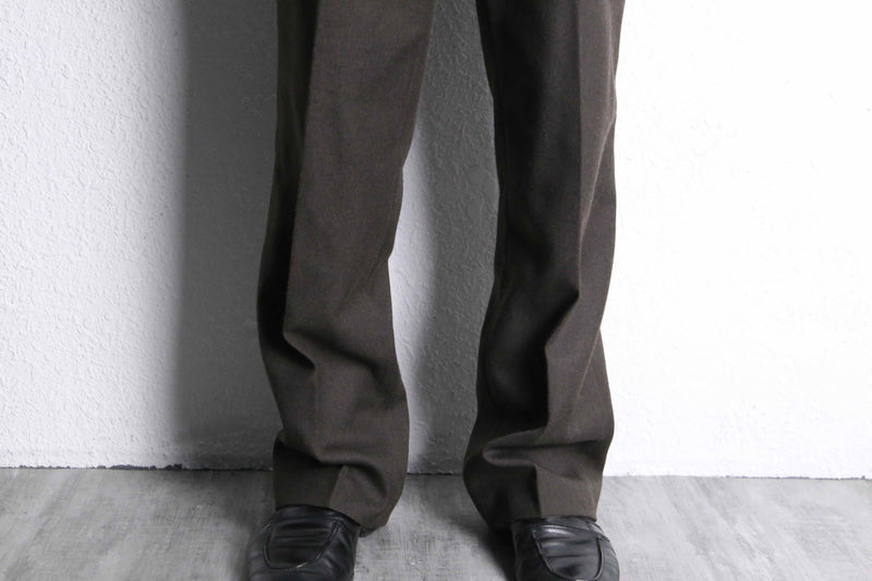 dark brown color twill no tuck slacks