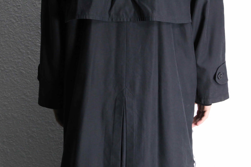 ''Re:make'' patchwork double long coat