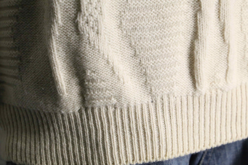 "HUGO BOSS" reindeer wool knit cardigan