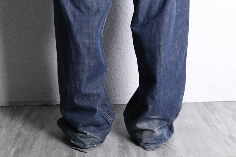 red flow wide denim pants