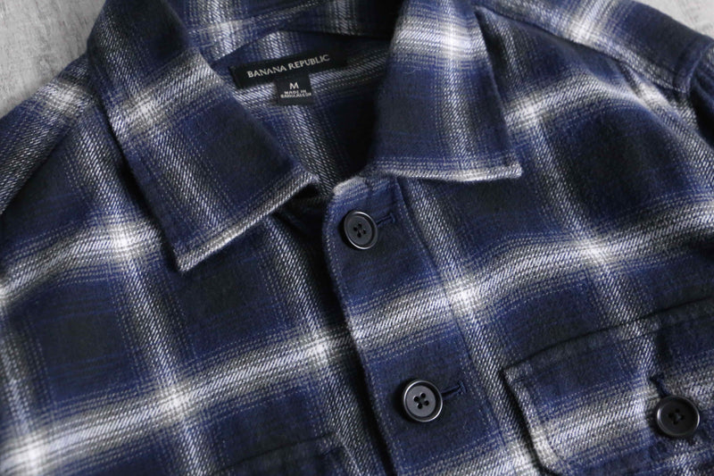 2000s BANANA REPUBLIC ombre cotton nel shirt