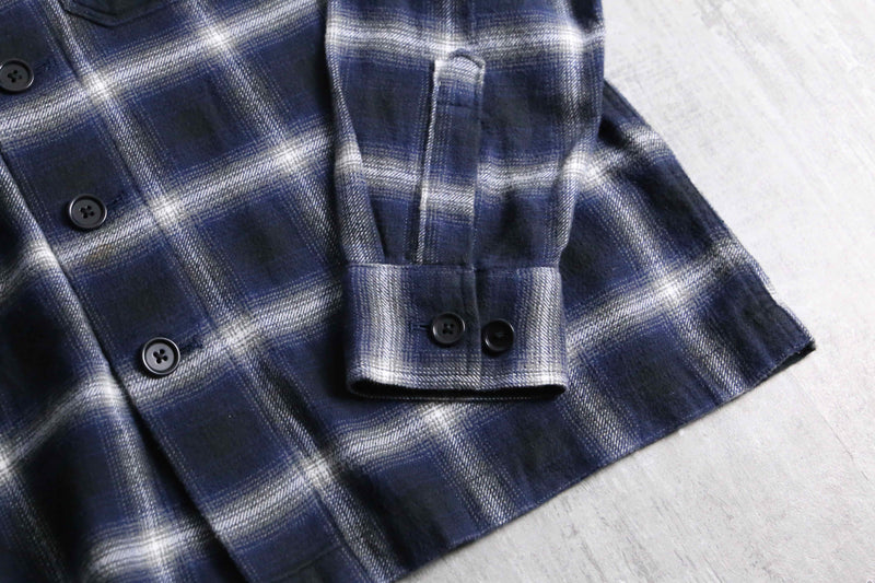 2000s BANANA REPUBLIC ombre cotton nel shirt