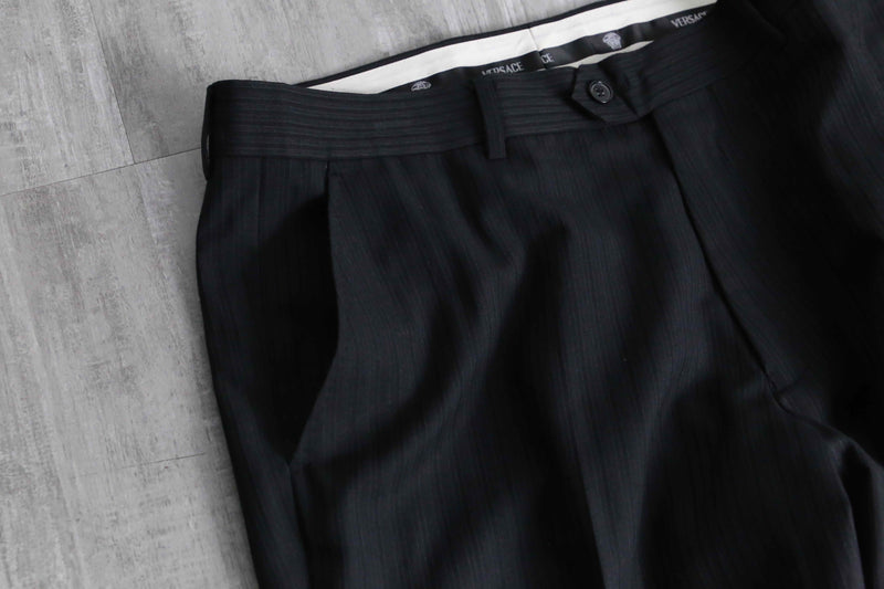 2000s VERSACE no tuck stripe trousers