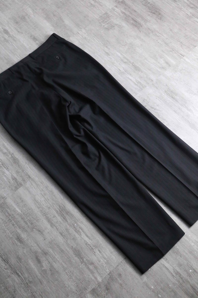 2000s VERSACE no tuck stripe trousers