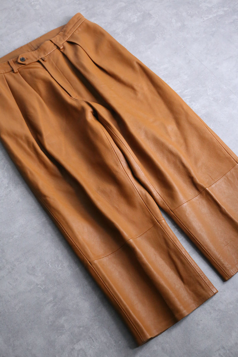 "NEAT" maple leather pants