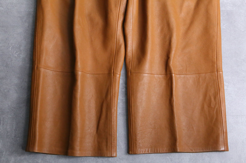 "NEAT" maple leather pants