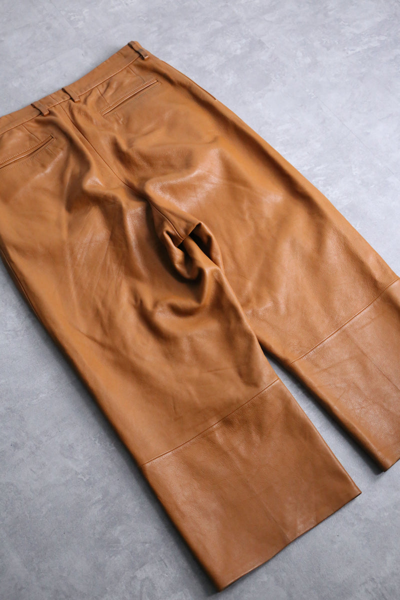 "NEAT" maple leather pants