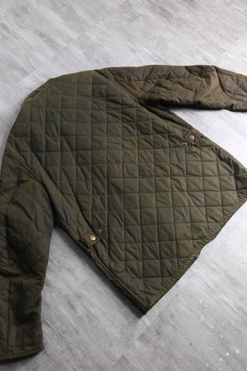 “BARBOUR”oiled quilting jacket
