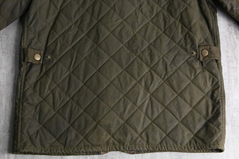 “BARBOUR”oiled quilting jacket