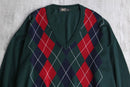 green base argyle check V-neck knit