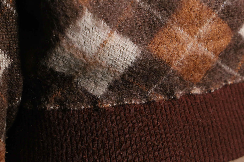 warm color argyle check knit