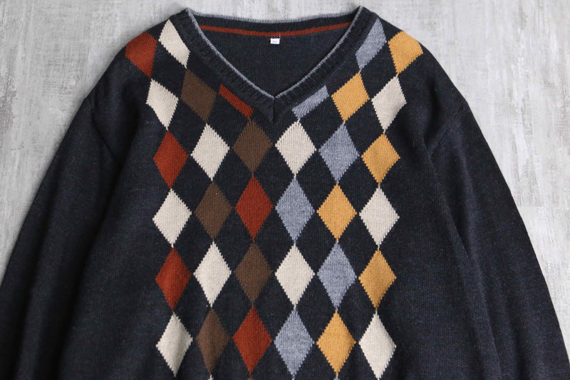 charcoal gray argyle check V-neck knit