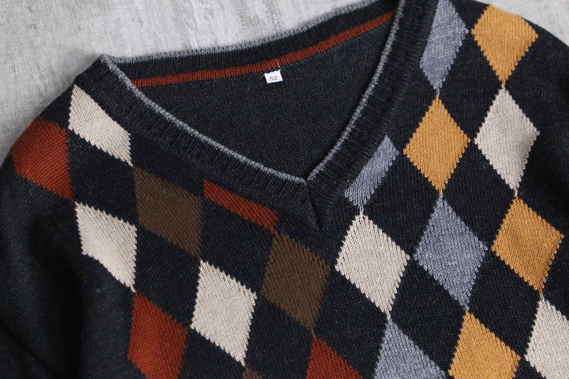 charcoal gray argyle check V-neck knit