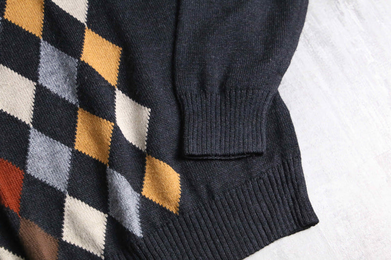 charcoal gray argyle check V-neck knit